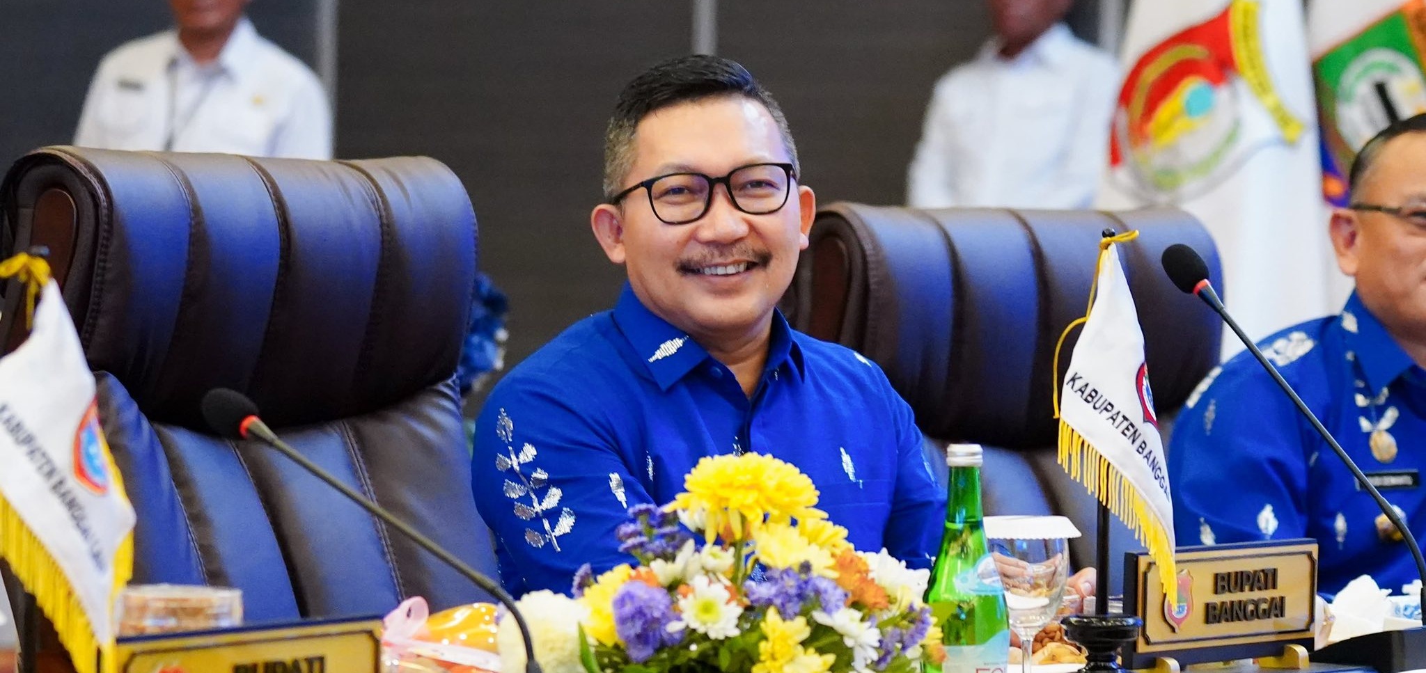 PERKUAT KOMITMEN PEMBANGUNAN EKONOMI DAERAH, BUPATI BANGGAI HADIRI RUPST & RUPS-LB 2025 BANK SULTENG